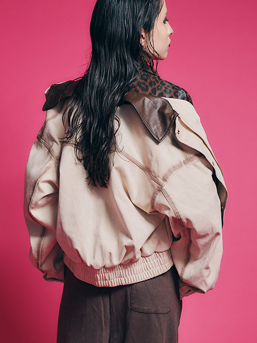 スプレープリントジャケット