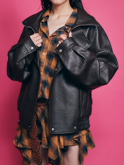 オーバーサイズライダース