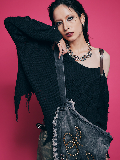 ベルトショルダーニット