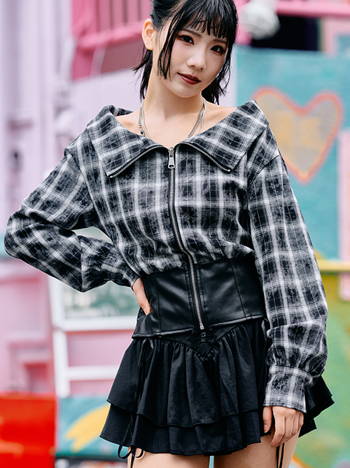 ZIP UPチェックTOPS